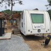 공주 카라반 캠핑 야외바베큐식당 장승마을 테마파크