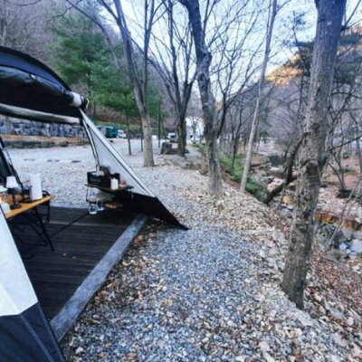 계곡 앞 캠핑 금산산림문화타운 남이자연휴양림 오토 캠핑장